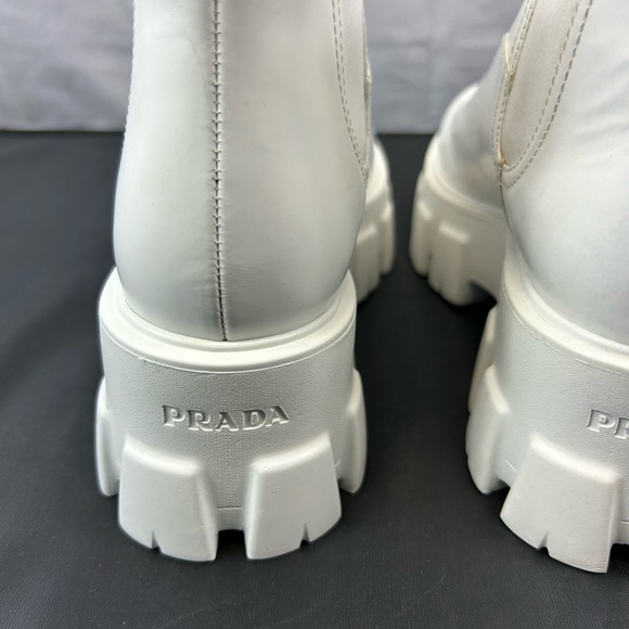 PRADA
Monolith 55 Leather Lug-Sole Chelsea Boots - Picture 7 of 9
